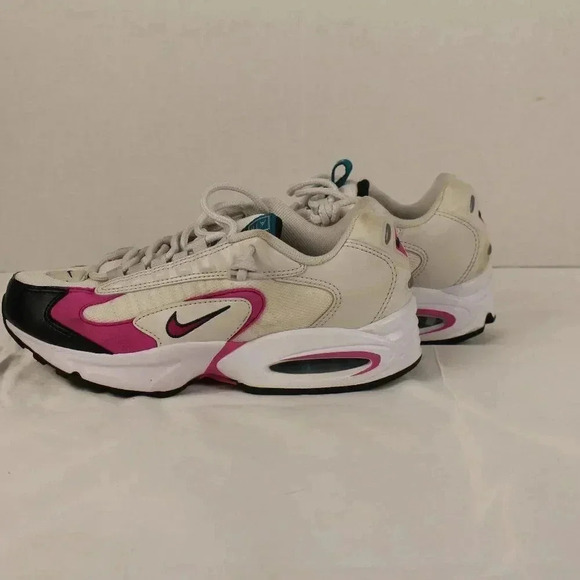 women's AIR MAX TRIAX - Picture 3 of 6